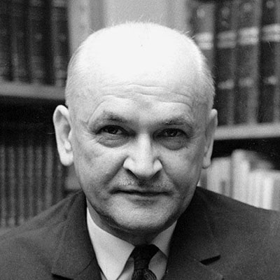 Шклярський, Альфред