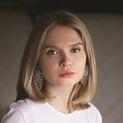 Зурабова, Анастасія