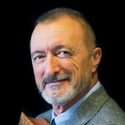 Перес-Реверте, Артуро