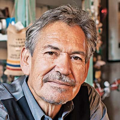 Саенс, Бенджамін Аліре