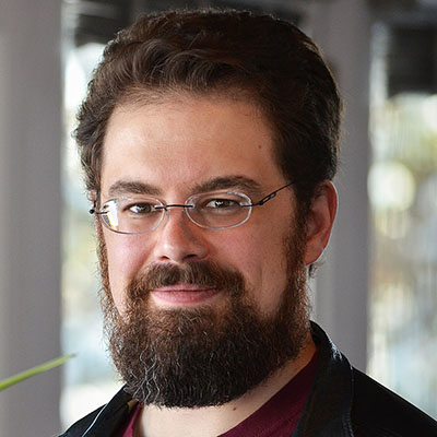 Паоліні, Крістофер