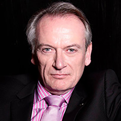 Скіннер, Кріс