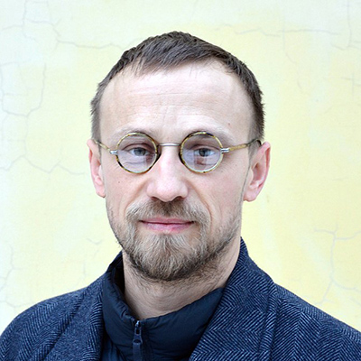 Чернов, Денис