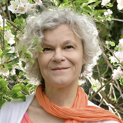 Сувальська, Дорота