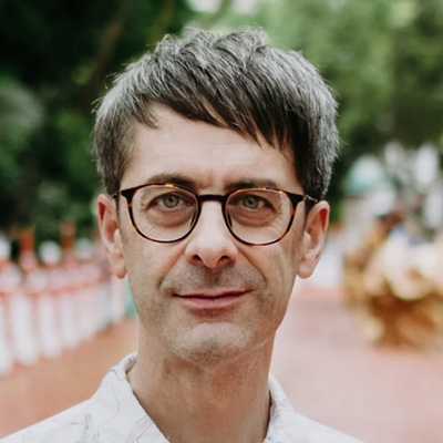 Гоф, Джуліан