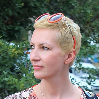 Касьян, Олена