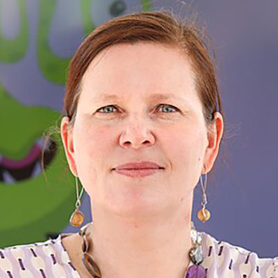 Ульєва, Олена