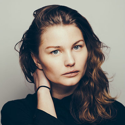 Акерлі, Ібен