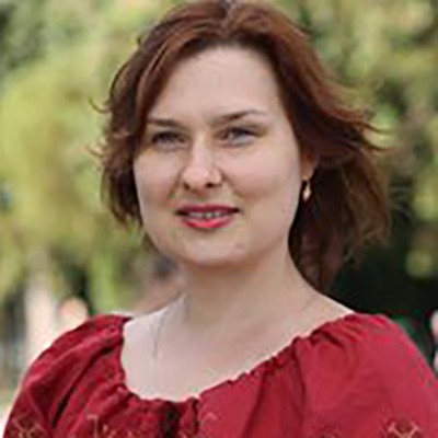 Таровита, Ірина