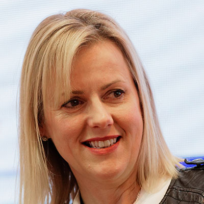 Мойєс, Джоджо