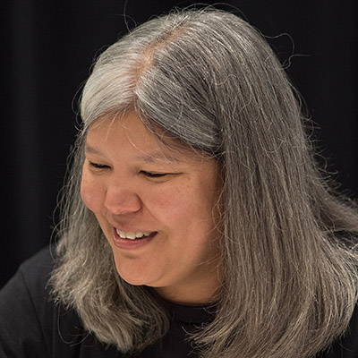 Кагава, Джулі