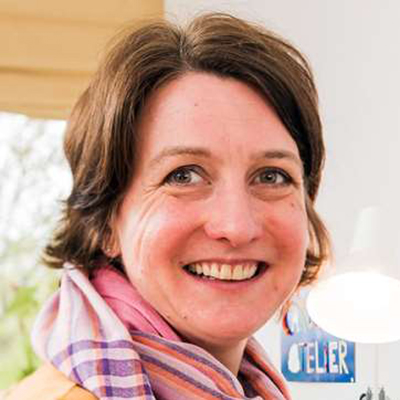 Гьортлер, Каролін