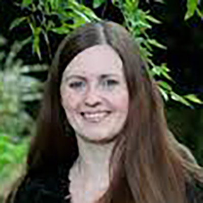 Макфолл, Клер