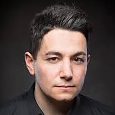 Вітакер, Кріс