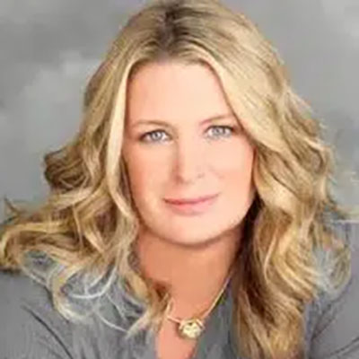 Генна, Крістін