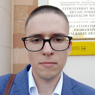 Сонін, Максим