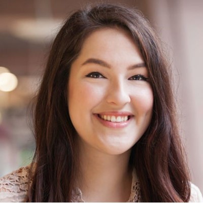 Кастен, Мона