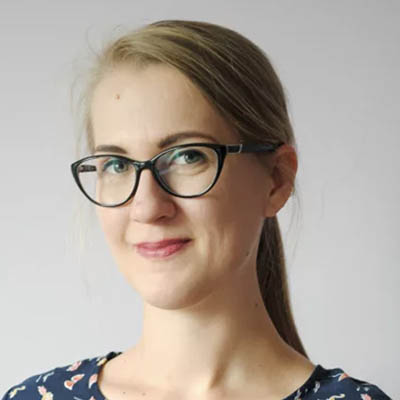 Кухарська, Нікола