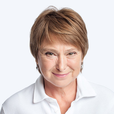 Звєрєва, Ніна