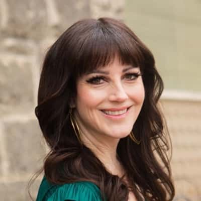 Ілі, Ноель В. 