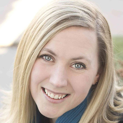 Яррос, Ребекка