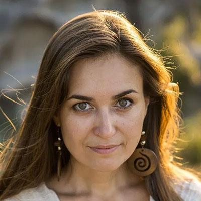 Жиляєва, Регіна