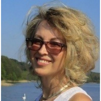 Зенюк, Ріна