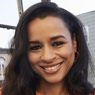 Купер, Сара