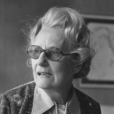 Бек, Симона «Сімка»