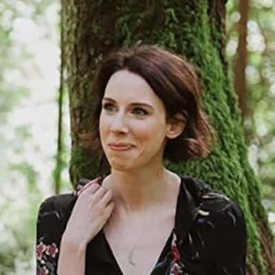 Арчер, Стефані