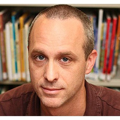 Стюарт, Трентон Лі