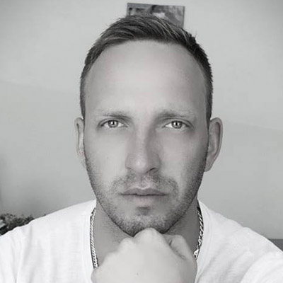 Янкевич, Віктор