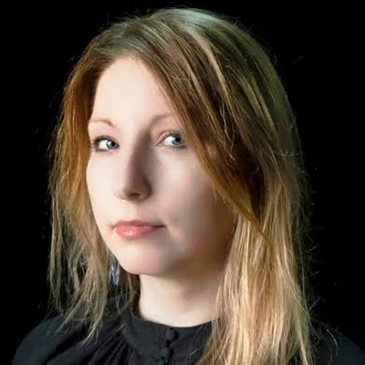 Амеліна, Вікторія