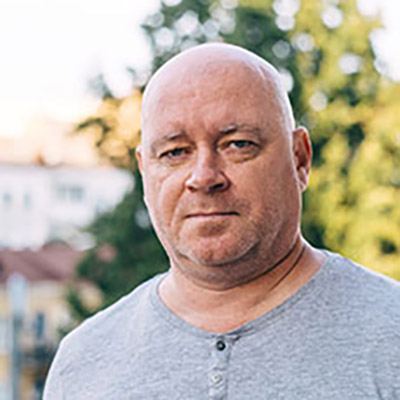 Нікітінський, Юрій