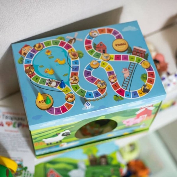 Тварини на фермі. Розроблено на основі методу Монтессорі (українською мовою)